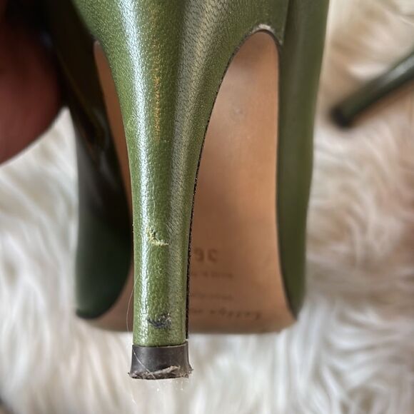 Bettye Muller Green 4” Heeled Bootie Shoes - Picture 7 of 7